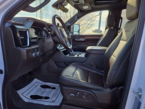 2024 GMC Sierra 3500 Denali