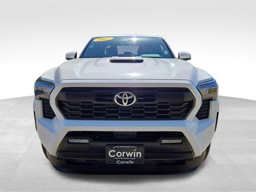 Ice 2025 Toyota Tacoma TRD Sport
