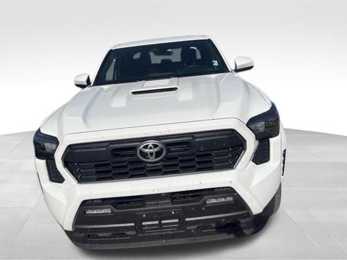 Ice 2025 Toyota Tacoma TRD Sport