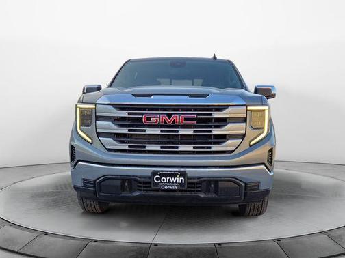 2025 GMC Sierra 1500 SLE
