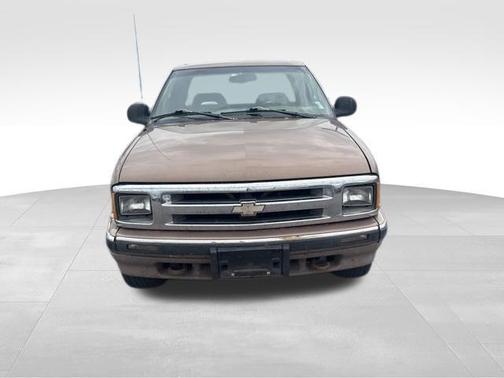 Brown 1996 Chevrolet S-10 LS Extended Cab