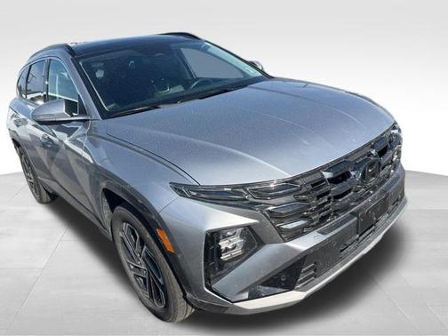 Shimmering Silver 2025 Hyundai TUCSON Hybrid Limited
