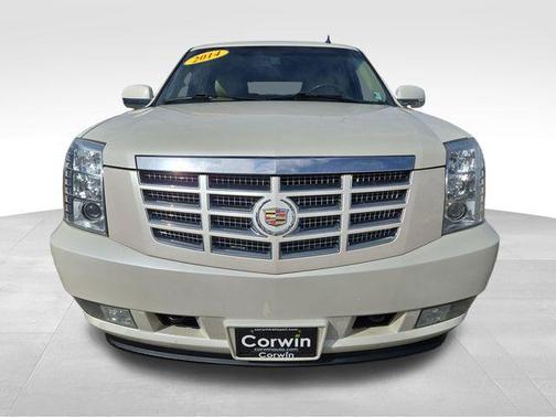 White Diamond Tri-Coat 2014 Cadillac Escalade Luxury