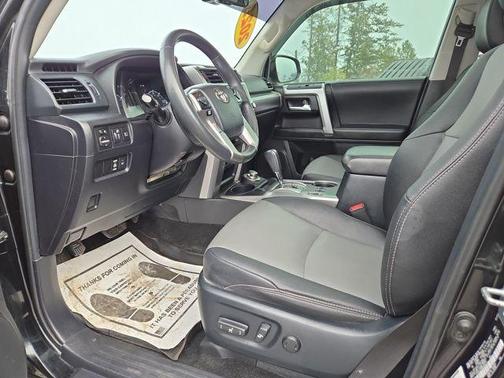 2022 Toyota 4Runner SR5 Premium