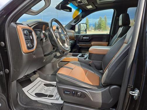 2023 Chevrolet Silverado 3500 High Country