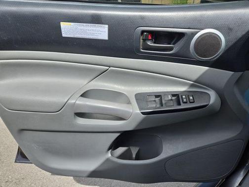 2015 Toyota Tacoma Base