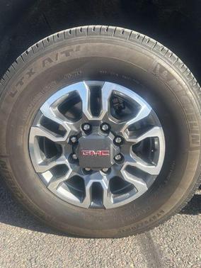 2022 GMC Sierra 2500 SLT