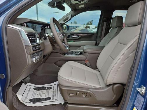 Metallic 2026 GMC Yukon XL Elevation