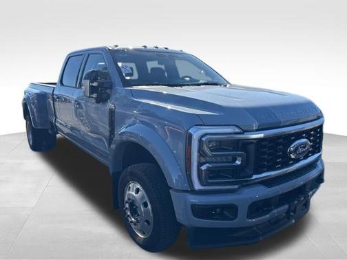 2026 Ford F-450 Platinum
