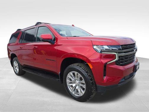 Cherry Red Tintcoat 2022 Chevrolet Suburban RST