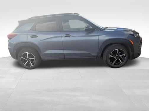 Satin Steel Metallic 2022 Chevrolet Trailblazer RS