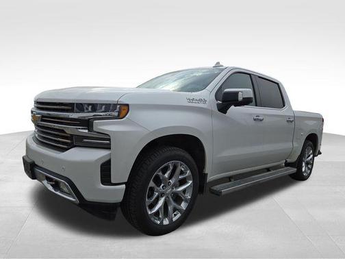 Iridescent Pearl Tricoat 2020 Chevrolet Silverado 1500 High Country