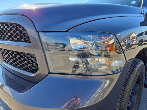 Granite Crystal Clearcoat Metallic 2019 RAM 1500 Classic Express