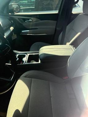 Sterling Gray Metallic 2026 Chevrolet Traverse LT