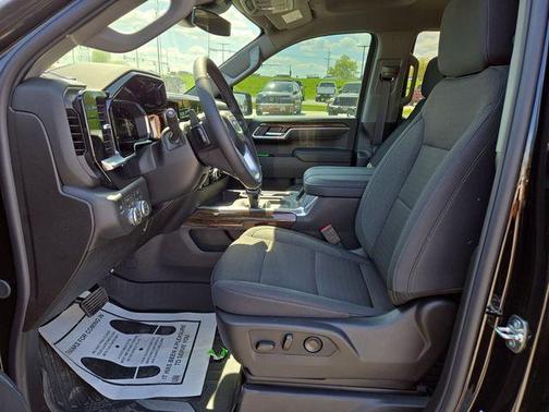 Onyx Black 2026 GMC Sierra 1500 Elevation