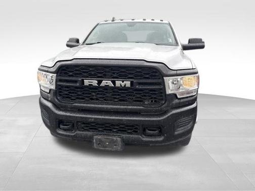 Bright White Clearcoat 2019 RAM 3500 Tradesman