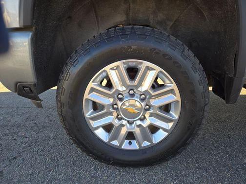 2025 Chevrolet Silverado 3500 High Country