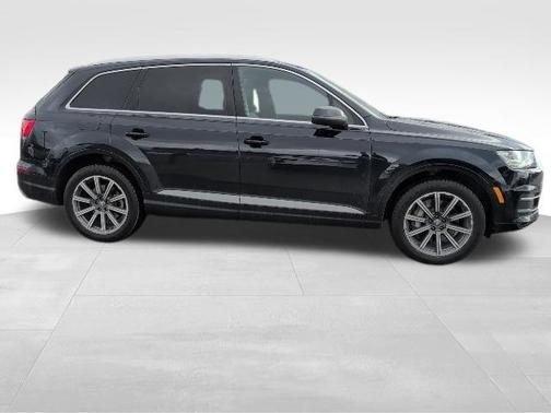 2017 Audi Q7 3.0T Premium Plus