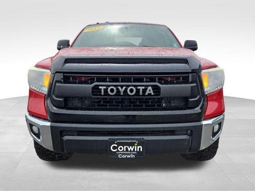 Barcelona Red Metallic 2017 Toyota Tundra SR5