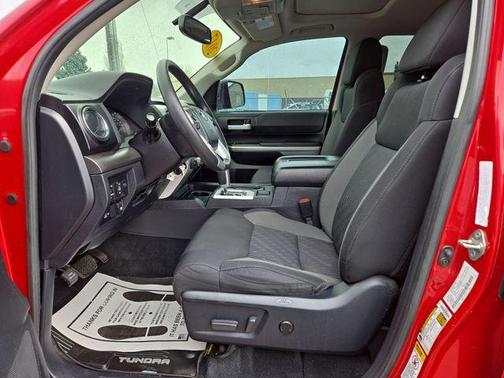 Barcelona Red Metallic 2017 Toyota Tundra SR5