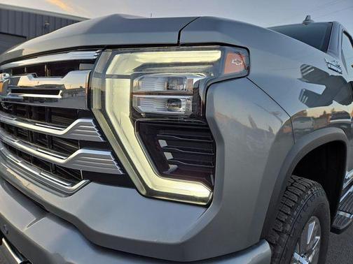 Sterling Gray Metallic 2026 Chevrolet Silverado 3500 High Country
