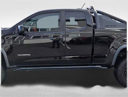 Black 2018 Chevrolet Colorado ZR2