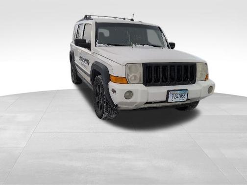 2008 Jeep Commander Sport