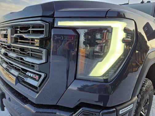 2026 GMC Sierra 3500 AT4