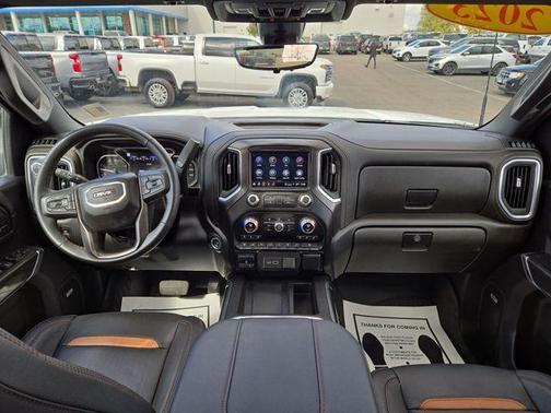 Summit White 2023 GMC Sierra 3500 AT4