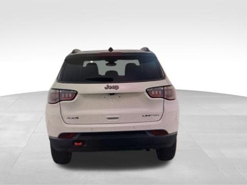 Bright White Clearcoat 2025 Jeep Compass Trailhawk