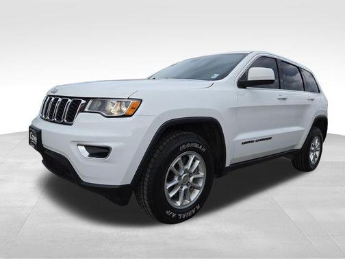 Bright White Clearcoat 2019 Jeep Grand Cherokee Laredo