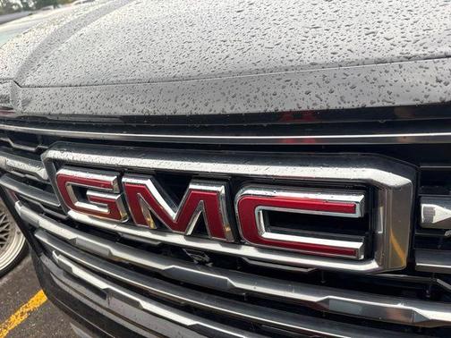 Onyx Black 2025 GMC Yukon XL AT4