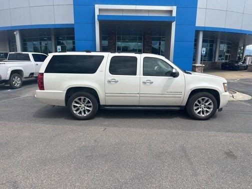 2014 Chevrolet Suburban 1500 LTZ