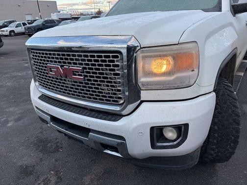 2015 GMC Sierra 2500 Denali