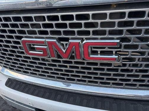 2015 GMC Sierra 2500 Denali