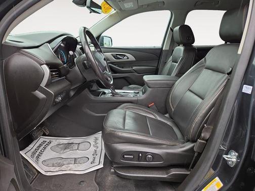 2020 Chevrolet Traverse RS