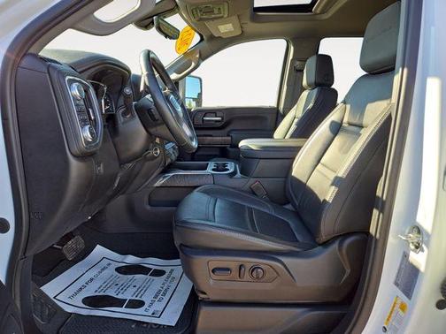 2023 GMC Sierra 3500 Denali