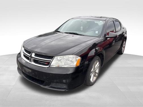 Black Clearcoat 2012 Dodge Avenger SE