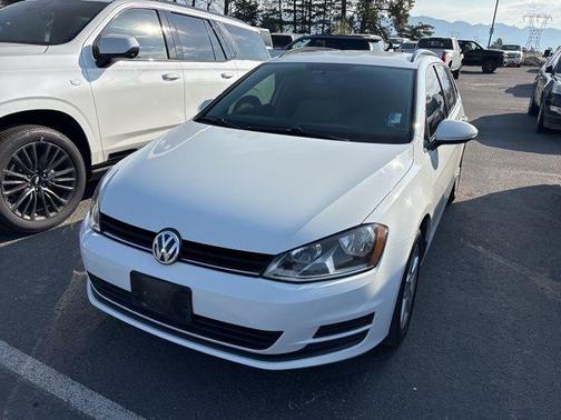 2015 Volkswagen Golf SportWagen S