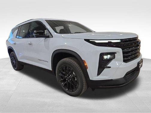 Polar White 2026 Chevrolet Traverse LT