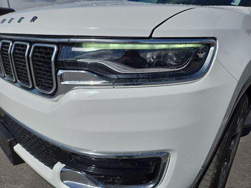 Bright White Clearcoat 2024 Jeep Wagoneer L Series III