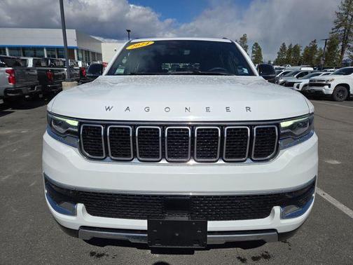 Bright White Clearcoat 2024 Jeep Wagoneer L Series III