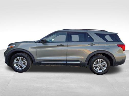Silver Spruce Metallic 2020 Ford Explorer XLT