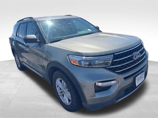 Silver Spruce Metallic 2020 Ford Explorer XLT