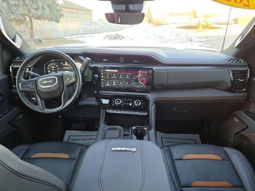 2025 GMC Sierra 3500 AT4