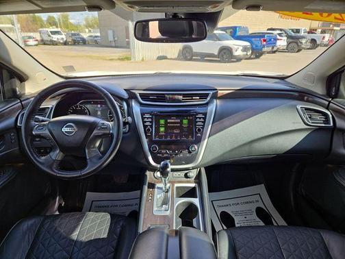 White 2020 Nissan Murano Platinum