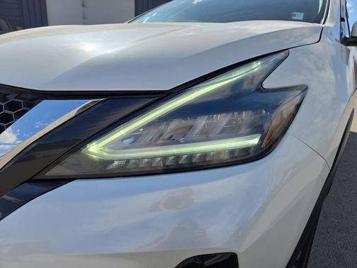 White 2020 Nissan Murano Platinum