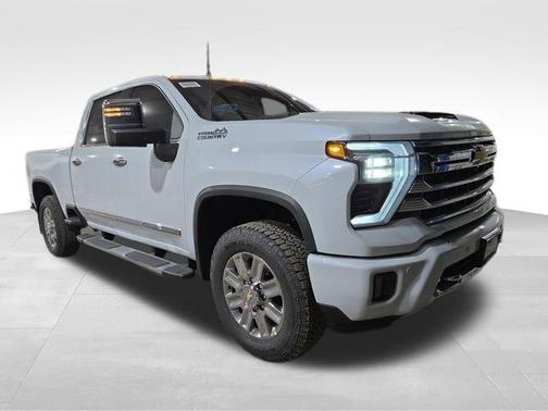 Polar White 2026 Chevrolet Silverado 2500 High Country