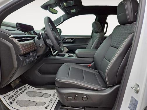 2025 GMC Sierra EV Denali