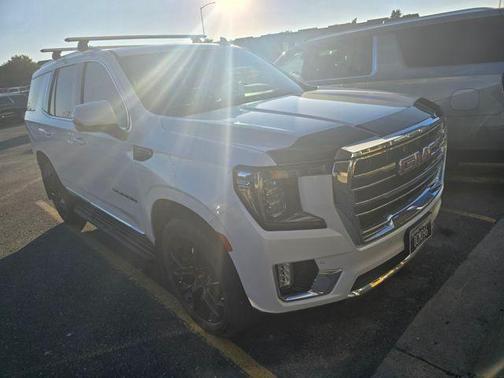 2022 GMC Yukon SLT